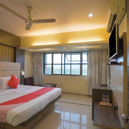 Oyo 3287 Hotel Mansarovar Navi Mumbai Eksteriør bilde