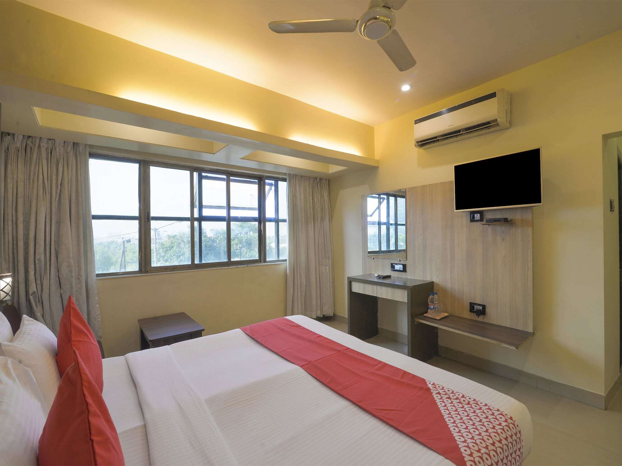 Oyo 3287 Hotel Mansarovar Navi Mumbai Eksteriør bilde